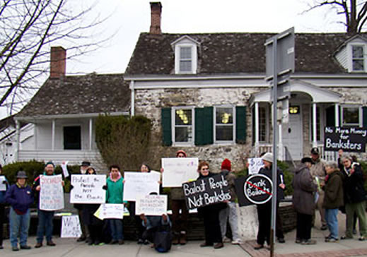 rally against wall street, women in black, new paltz women in black, women in black peace vigil, rally against banksters